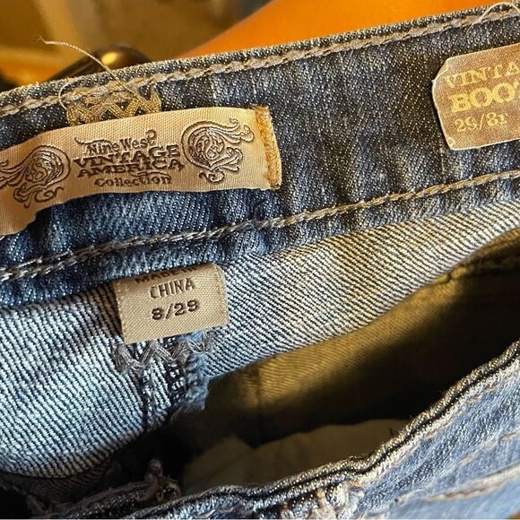 NINE WEST VINTAGE JEANS w detailed designs on the pockets Sz 8/29 (1021) - Picture 2 of 5